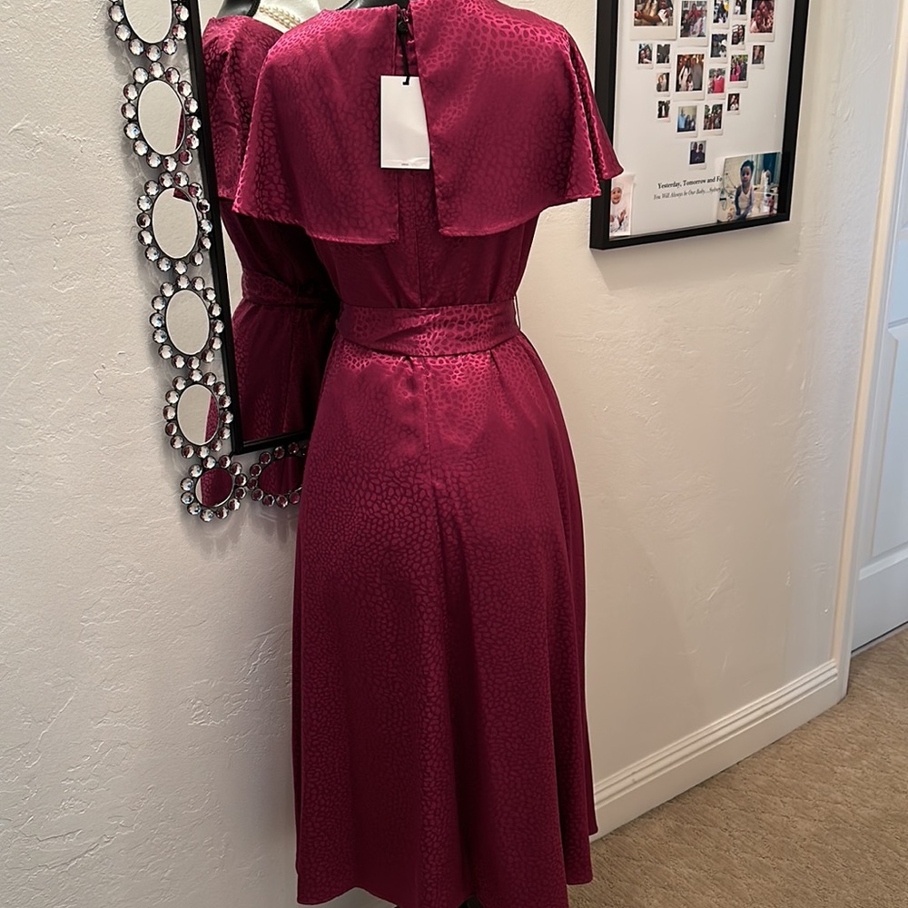 DKNY Wrap Dress in a beautiful raspberry color - NWT - Picture 3 of 6